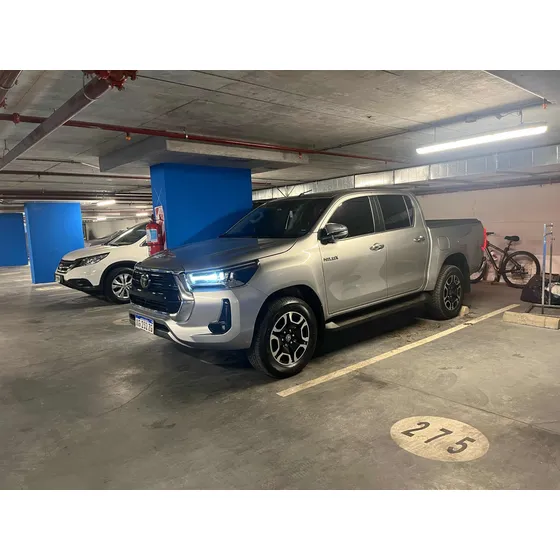 Toyota Hilux Pick-up 2.8 Cd Srx 177cv 4x2 At