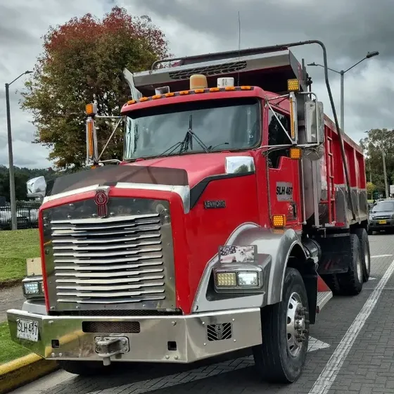 Kenworth T800 Full Equipo