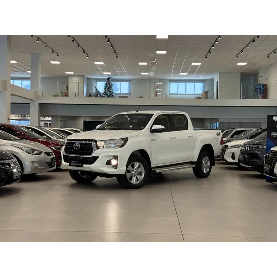 Toyota Hilux 2.8 Tdi Sr Cab Dupla 4x4