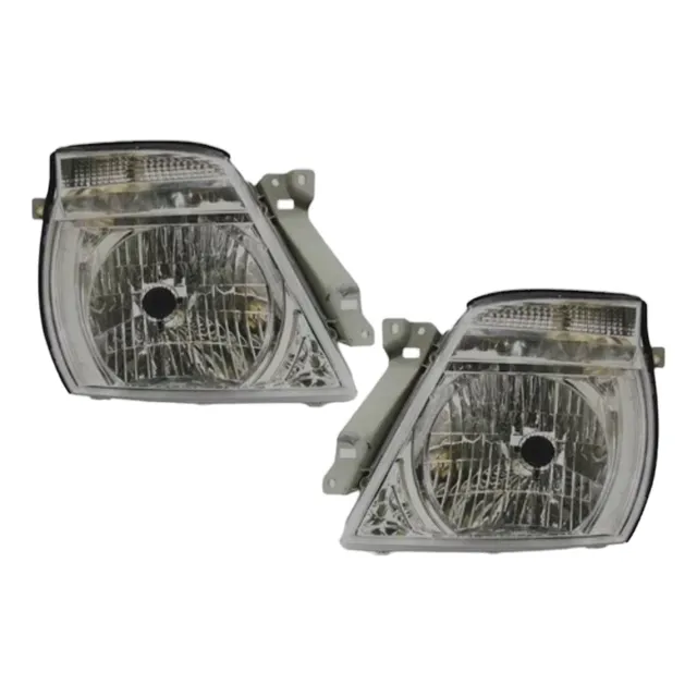 Faro Nissan Urban 2007 2008 2009 2010 2011 2012 Pares