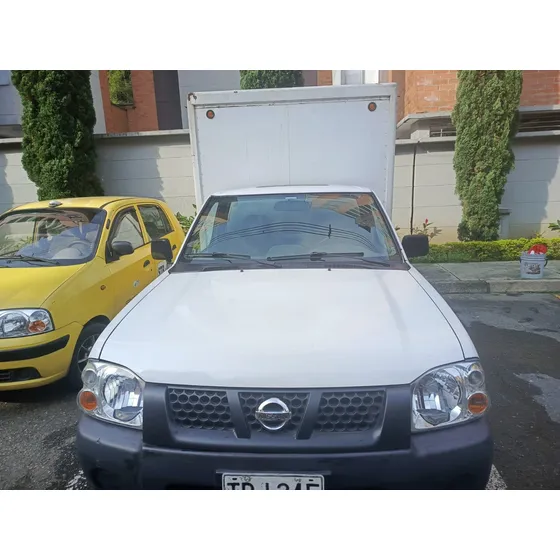 Nissan Frontier D22/np300 4x2 2.400 Cc