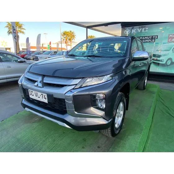 Mitsubishi L200 Katana 2.4 4x4