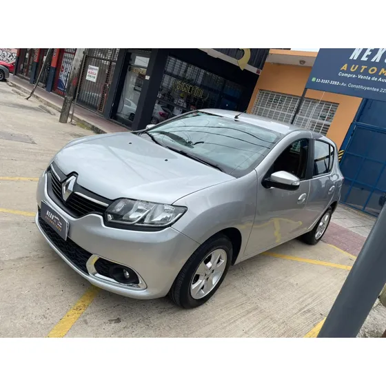 Renault Sandero 1.6 Privilege 105cv