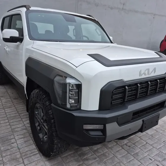 Kia Tazman 2026 Desire Mt