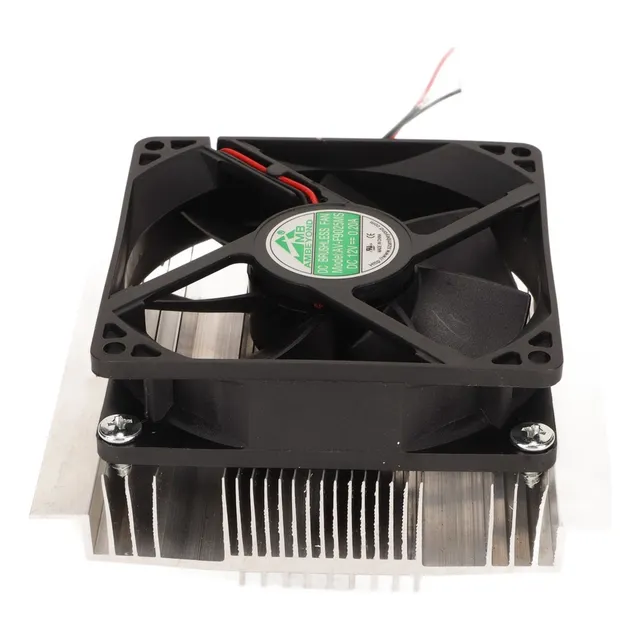 . Mini Sistema De Enfriamiento De Heladera Termoeléctrico