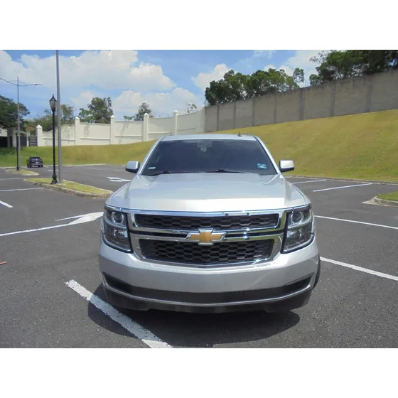 Chevrolet Suburban Suburban 5.3 C Lt At