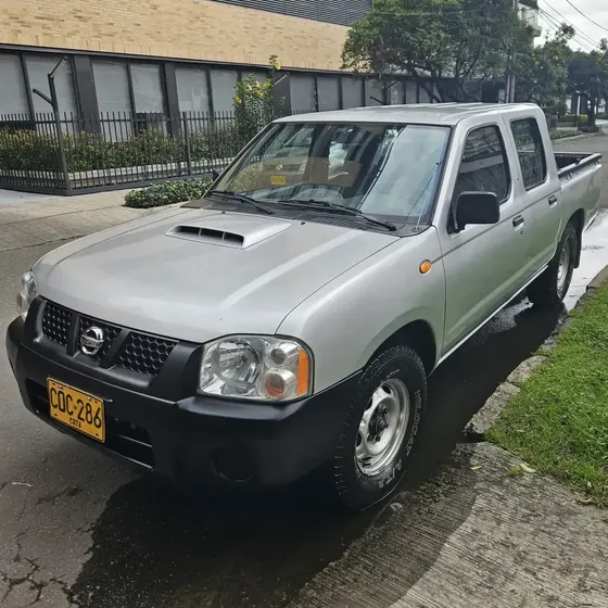 Nissan Np300 Frontier 2014 2.5l