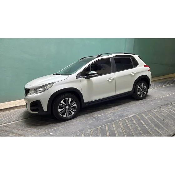 Peugeot 2008 1.6 Feline Am20