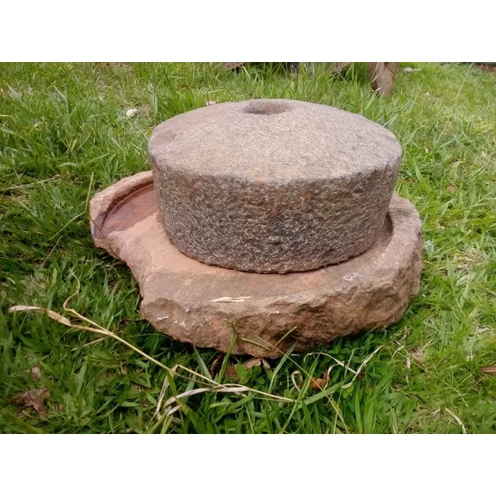 Pedras De Moinho Antigo. 300kg