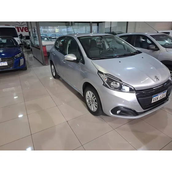 Peugeot 208 Active 1.2