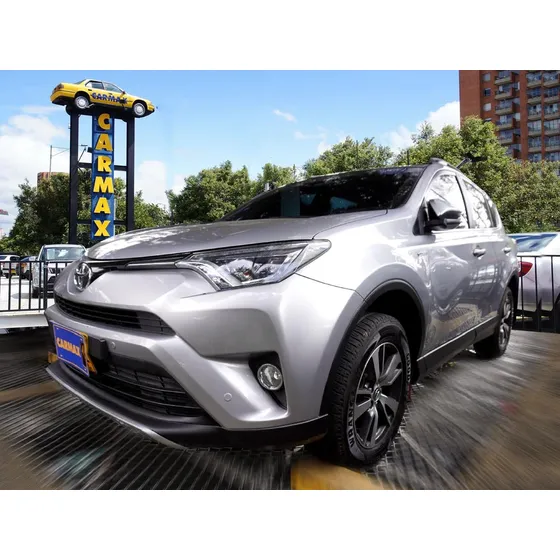 Toyota Rav4 2.0 Street