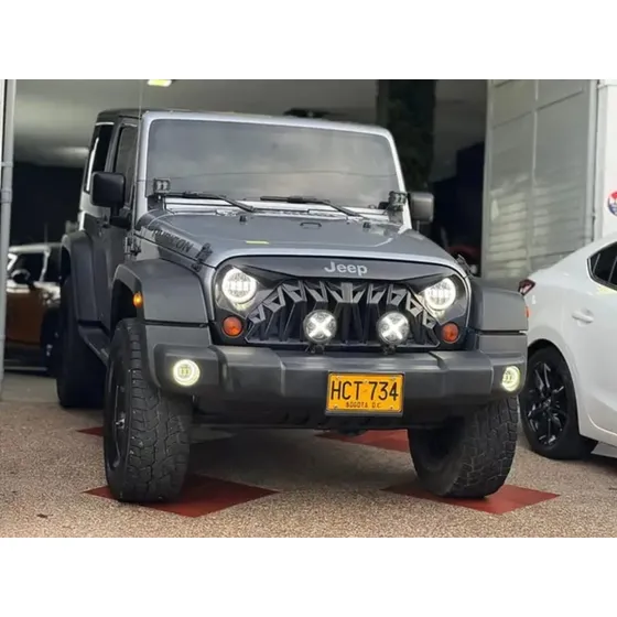 Jeep Wrangler Sport Campero