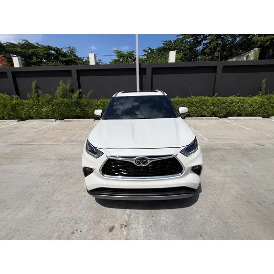 Toyota Highlander Platinum Toyota Highlander Platinum A