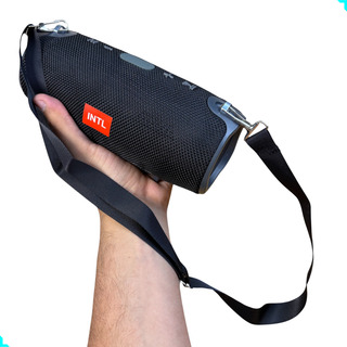 Caixa De Som Bluetooth Portåtil Resiste Agua C/ Alça 5.1 Sd Caixa De Som Bluetooth Portåtil Resiste Agua C/ Alça 5.1 Sd