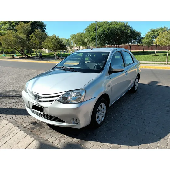 Toyota Etios 1.5 Sedan Xs