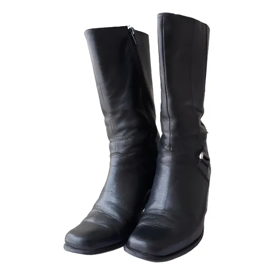 Botines De Cuero Color Negro Marca Tangüis - Talla 34