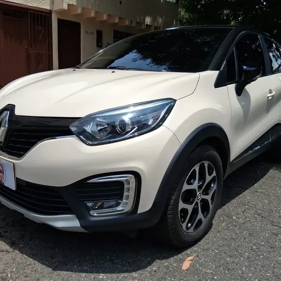 Renault Captur 2021 2.0 Intens Automática