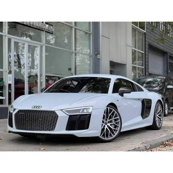 Audi R8 Coupé 5.2 610cv