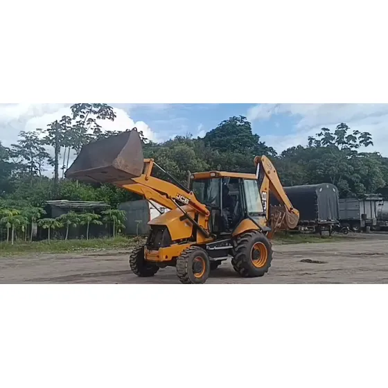 Retroexcavadora Jcb 3c, 2012, 9000 Horas, Llantas Nuevas.