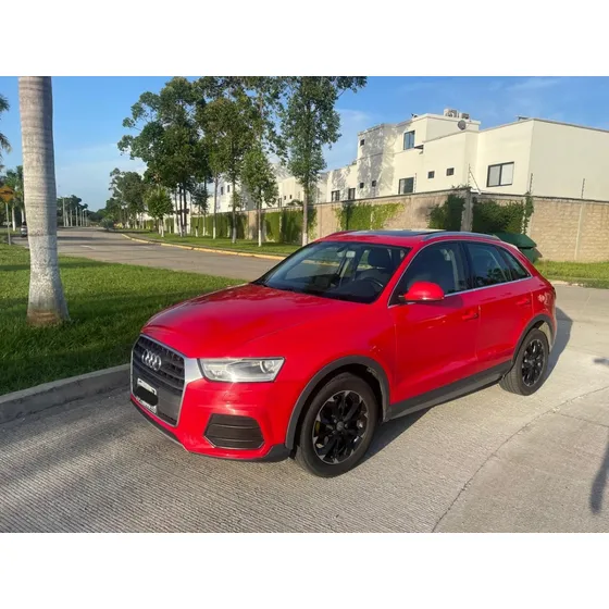 Audi Q3 2.0 Luxury 220hp At