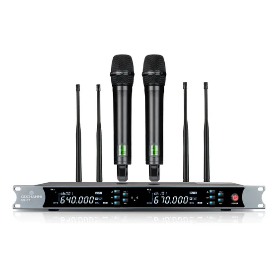 Microfonos Gc Ur07 Sistema 4 Antenas 2 Canales Inalambricos