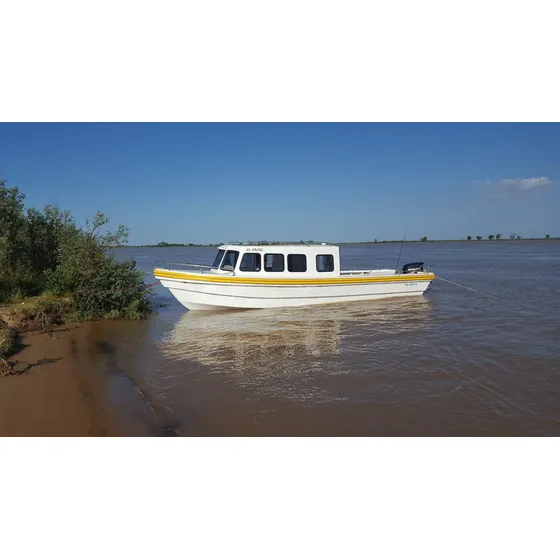 Tracker Cabinado Con Motor Suzuki 140 Hp