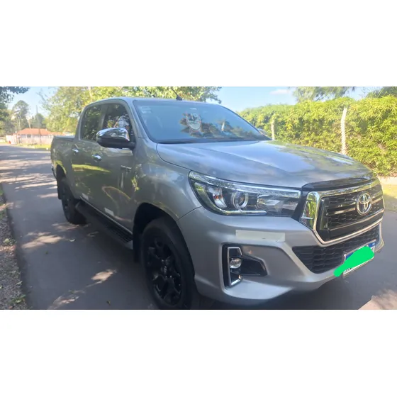 Toyota Hilux Pick-up 2.8 Cd Srx 177cv 4x4