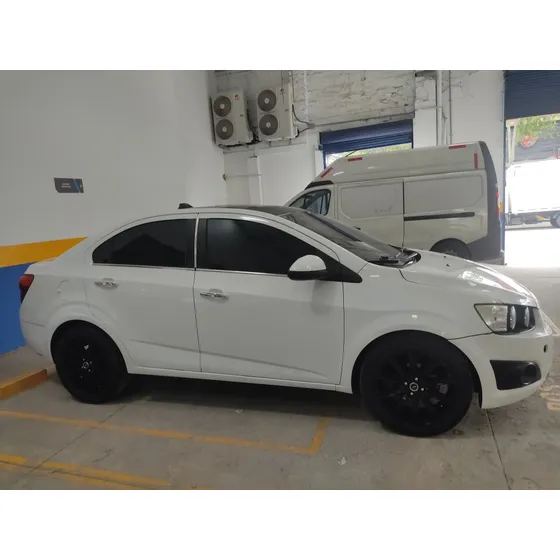 Chevrolet Sonic 1.6 Lt 5 P