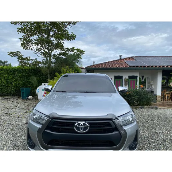 Toyota Hilux 2.4 Diésel 4x4