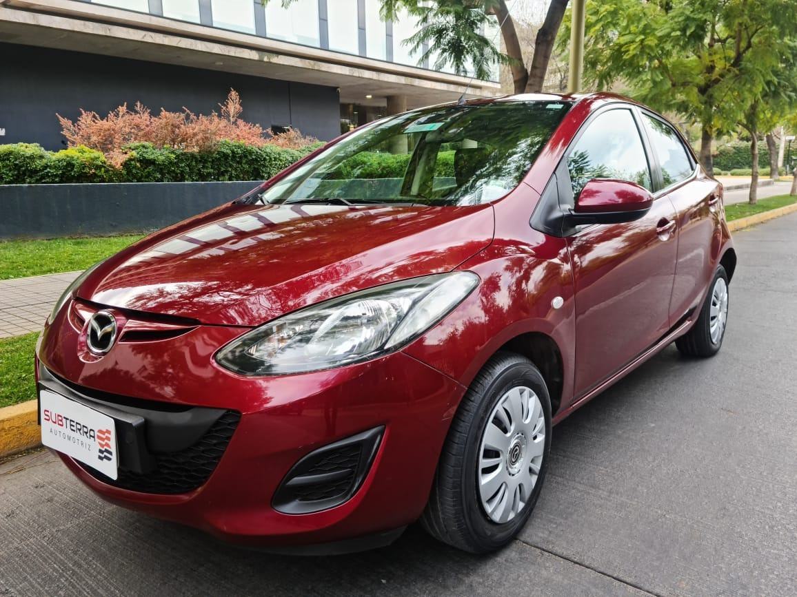Mazda 2 Sport 1.5 Mt Ac 2015