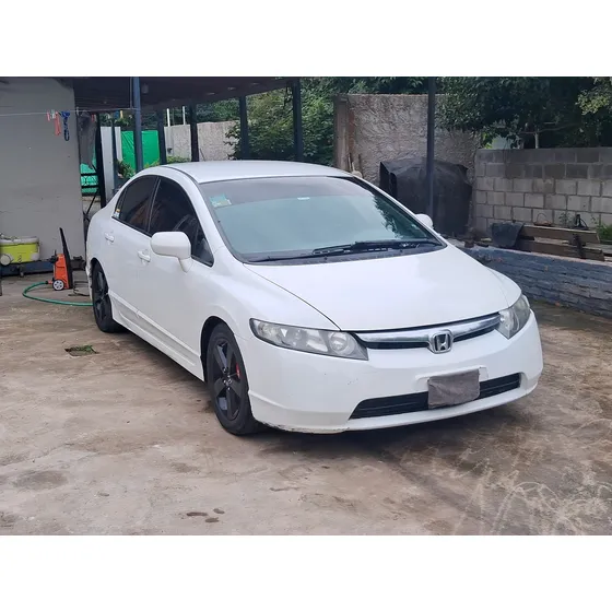 Honda Civic 1.8 Lxs Mt