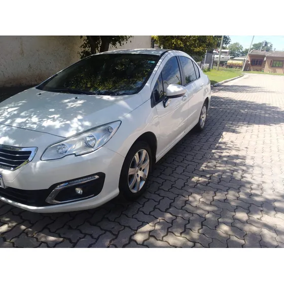 Peugeot 408 2.0 Allure 143cv