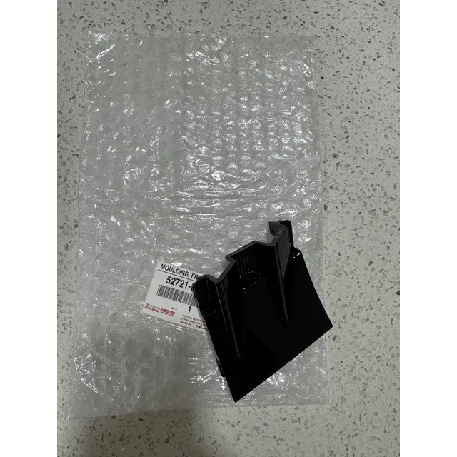 Tapa Remolque Toyota Yaris G 2023 2024 2025 Original