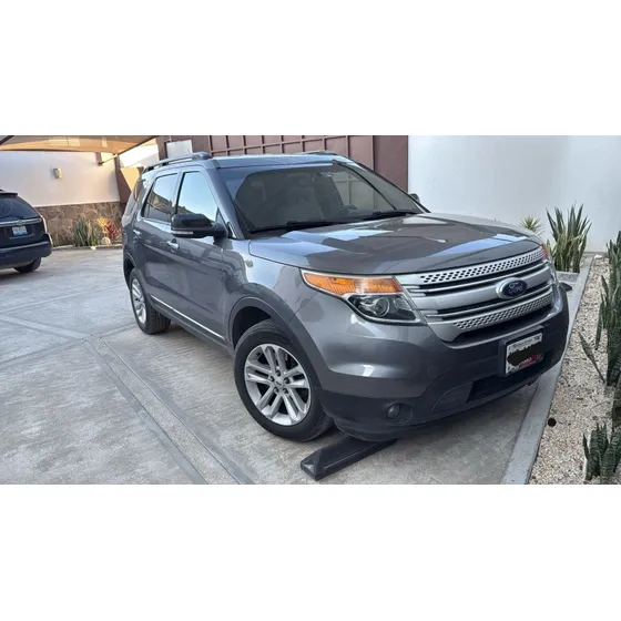 Ford Explorer Xlt 4x4 Aut. 4wd