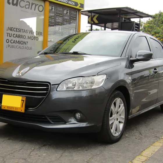 Peugeot 301 2016 1.6 Allure At