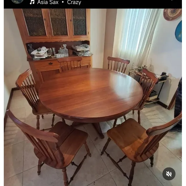 Comedor De Madera De Pino, Usado Pero En Excelente Condicion
