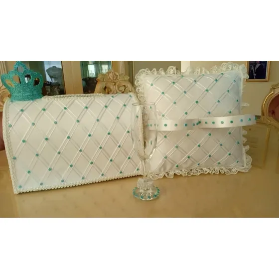 Set O Combo Para 15 Años Baúl, Zapatillera Y Copa De Cristal