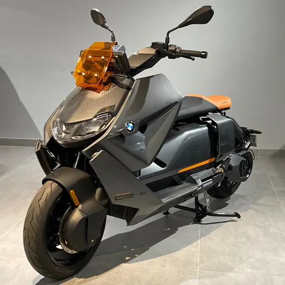 Bmw Ce 04