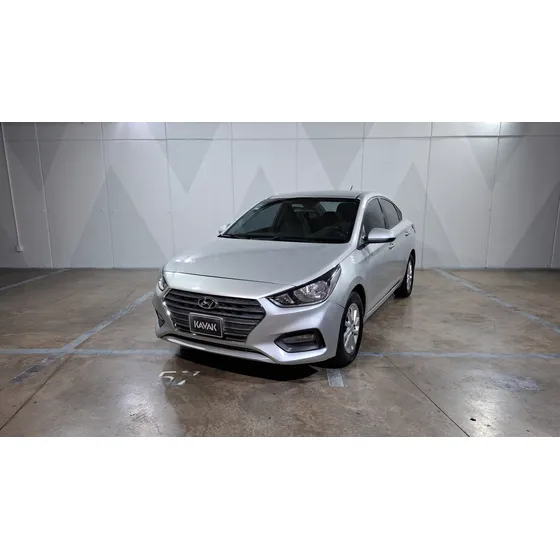 Hyundai Accent 1.6 Gl Mid