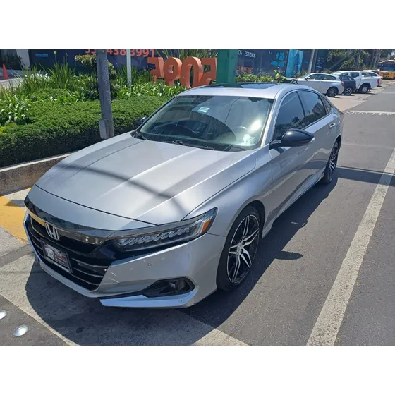 Honda Accord 2.0 Touring At