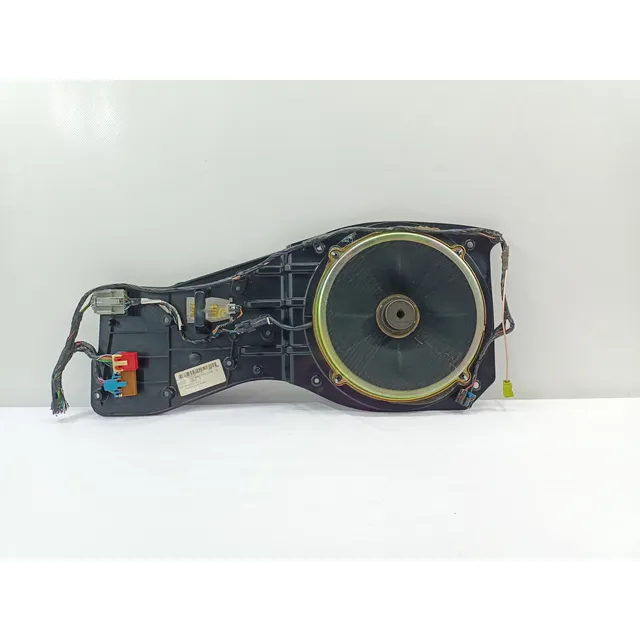 Subwoofer Cadillac Cts 03-07