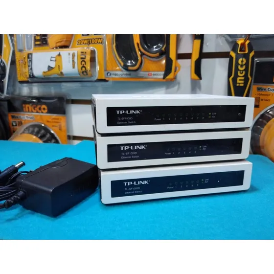 Switch Desktop Tp Link  8 Puertos 10/100mbps Usados 