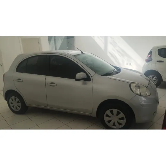 Nissan March 1.6 16v 4p S Flex