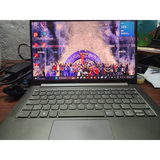 Laptop Lenovo Yoga Slim 7
