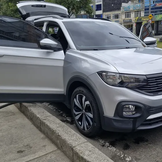 Volkswagen T-cross 2021 1.0 Tsi Comfortline At