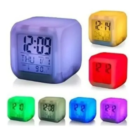 Despertador De Escritorio Cube Led De 7 Colores