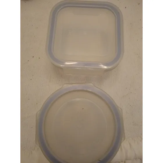 Salcera Pyrex Redonda Y Cuadrada Con Tapa - Usada