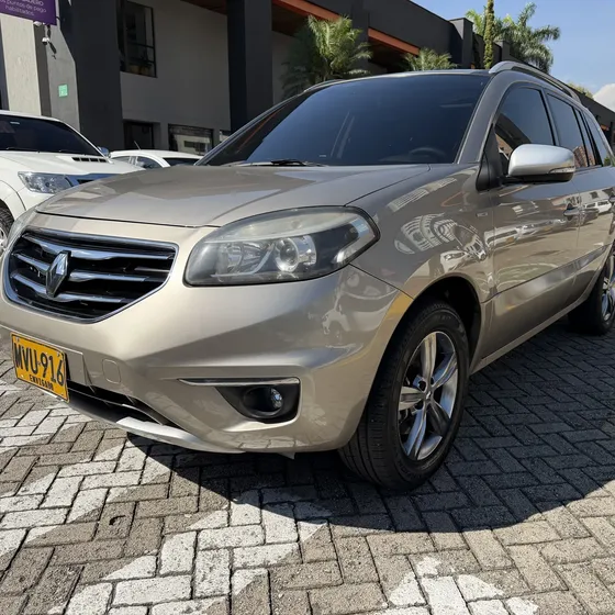 Renault Koleos 2013 2.5 Dynamique Bose