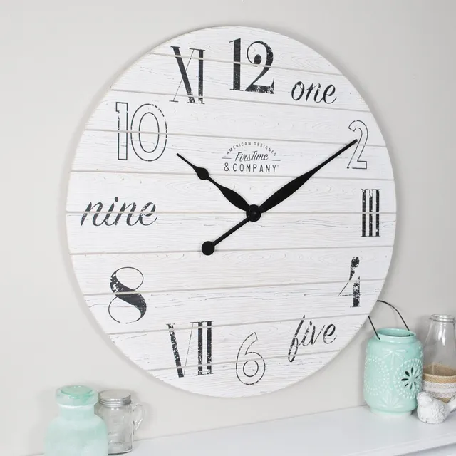 Firstime Co Shiplap Chic Reloj Pared 27  Blanco Envejecido
