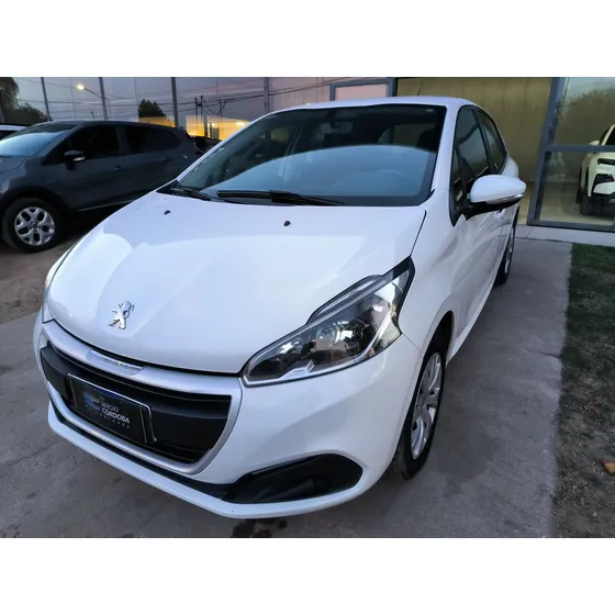 Peugeot 208 1.6 Active